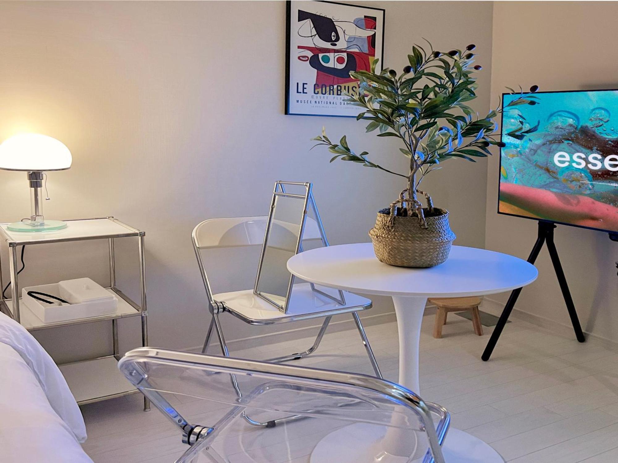 Mi - Starbnb Branch